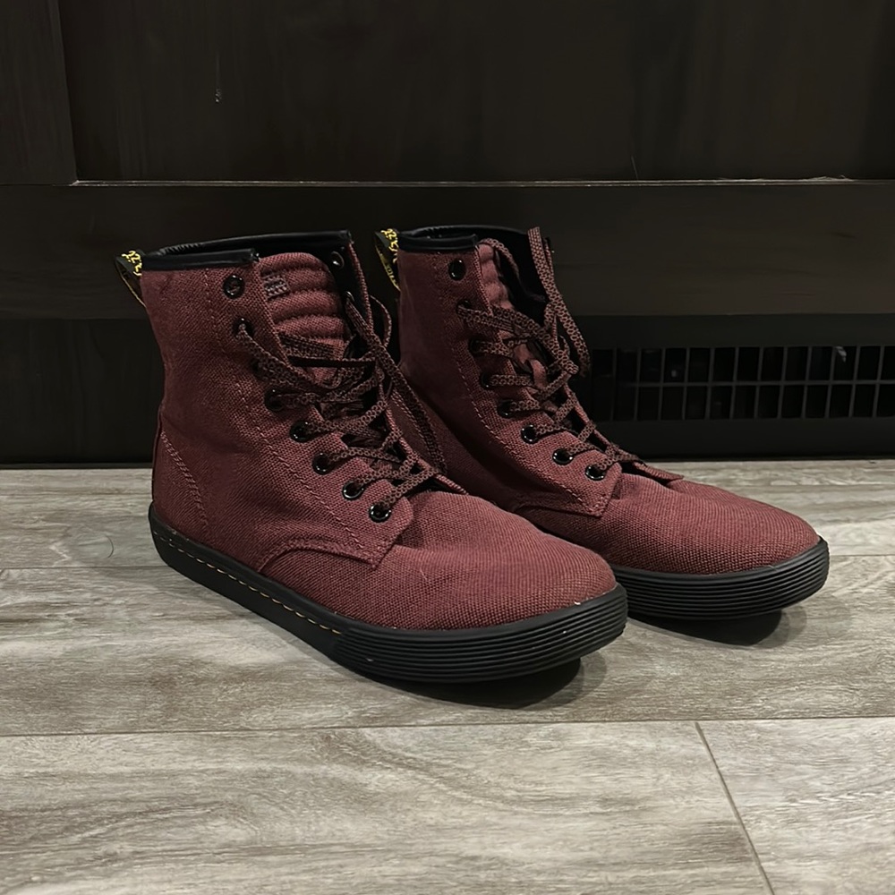 Dr Martens Sheridan Canvas Boots Maroon Women’s Size 9
